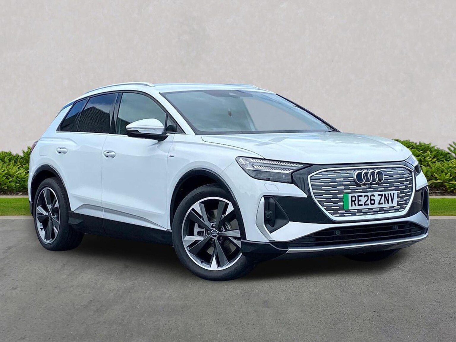 AUDI Q4 E-TRON ESTATE 150Kw 40 63Kwh S Line 5Dr Auto [Leather/Tech Pack]