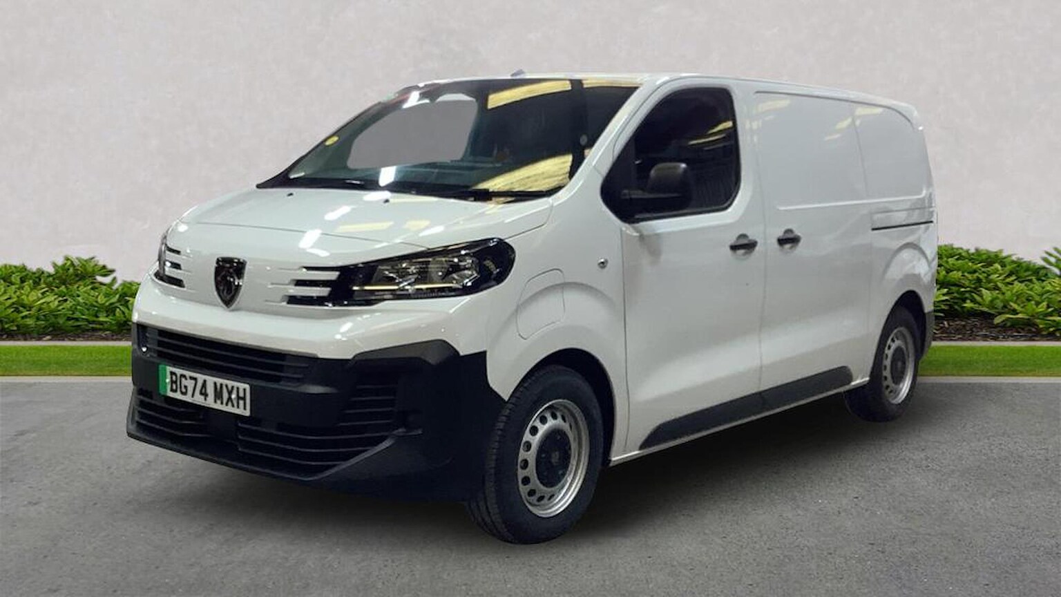 PEUGEOT E-EXPERT L1 100Kw 75Kwh Professional Van Auto