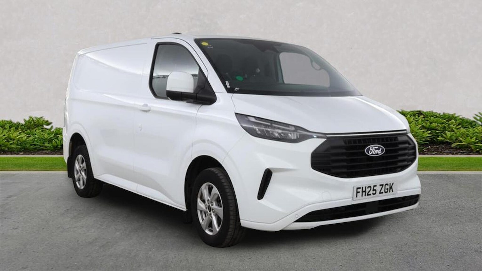 FORD TRANSIT CUSTOM 320 L1 DIESEL FWD 2.0 320 Ecoblue Limited Panel Van 5Dr Diesel Auto L1 H1 Euro 6 (S/S) (136 Ps)