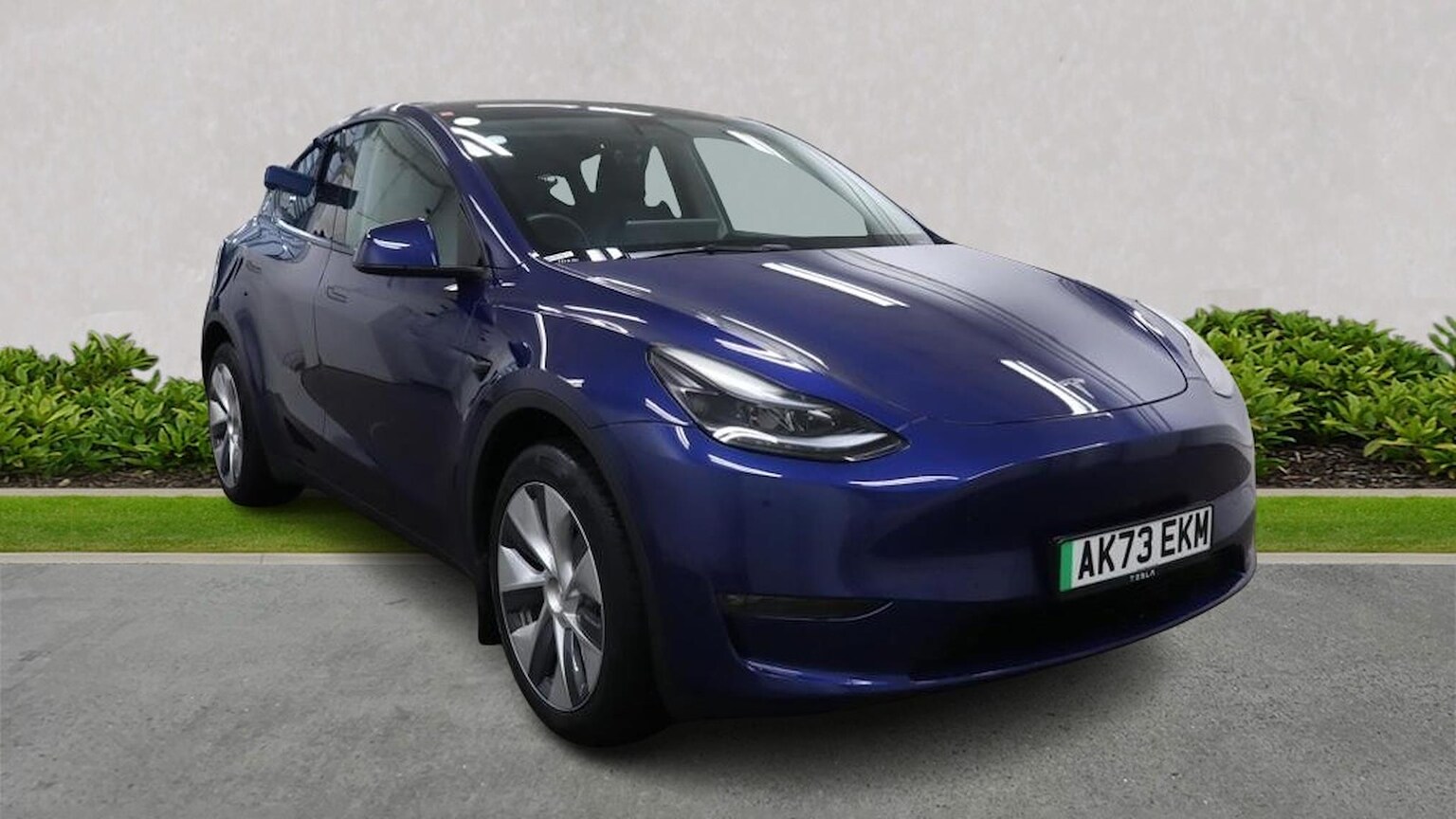 TESLA MODEL Y HATCHBACK (Dual Motor) Long Range Suv 5Dr Electric Auto 4Wde (384 Bhp)