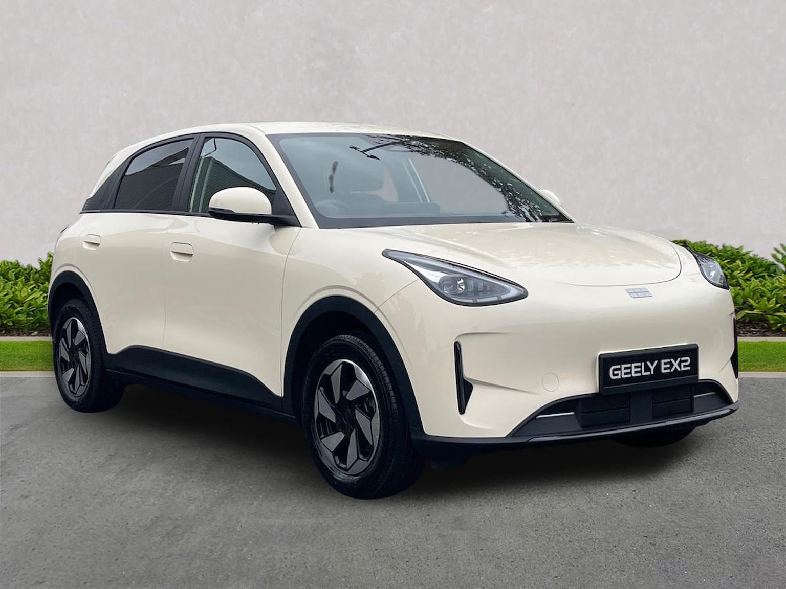 New In Stock GEELY EX2 85Kw Max 47Kwh 5Dr Auto 2026 | Lookers Geely