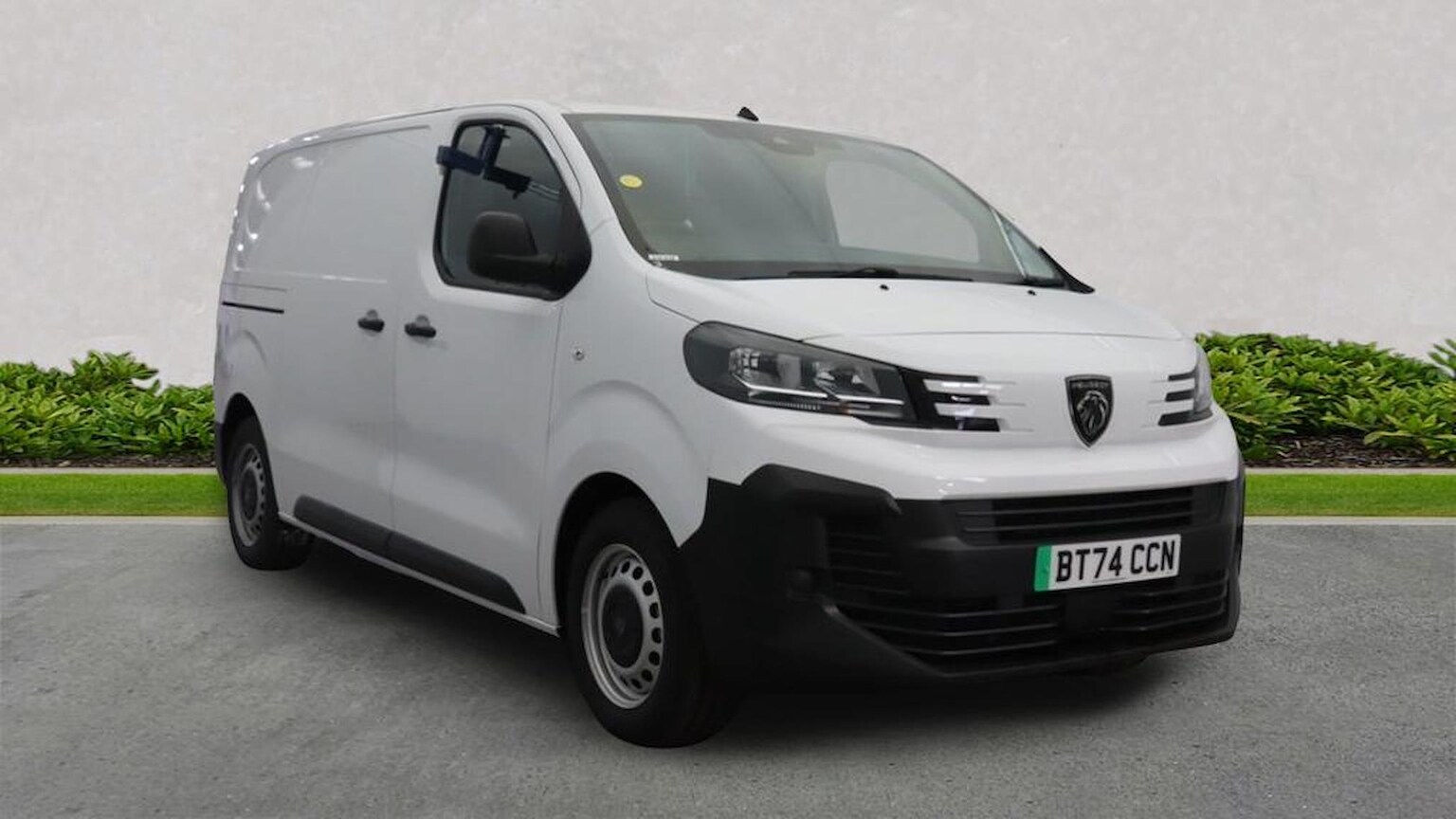 PEUGEOT E-EXPERT L1 75Kwh Professional Standard Panel Van 6Dr Electric Auto Mwb (11Kw Charger) (136 Ps)