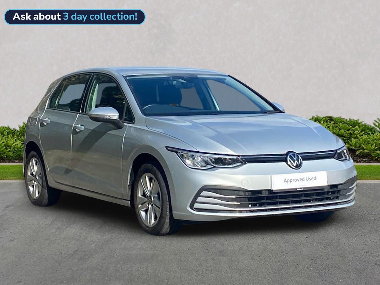 VOLKSWAGEN GOLF HATCHBACK 1.5 Tsi Life 5Dr