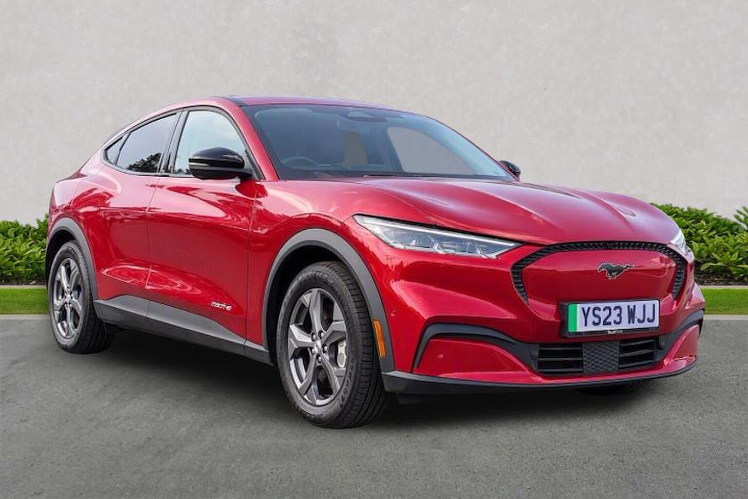 FORD MUSTANG MACH-E ESTATE Standard Range 70Kwh Suv 5Dr Electric Automatic (269 Ps)