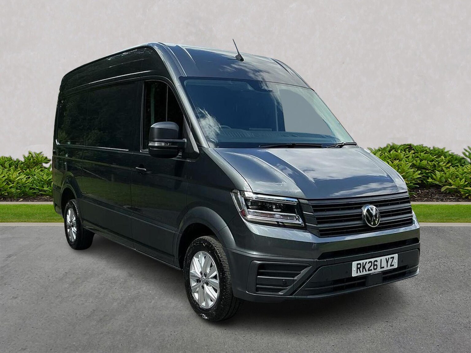 VOLKSWAGEN CRAFTER CR35 MWB DIESEL FWD 2.0 Tdi 177Ps Commerce Plus High Roof Van