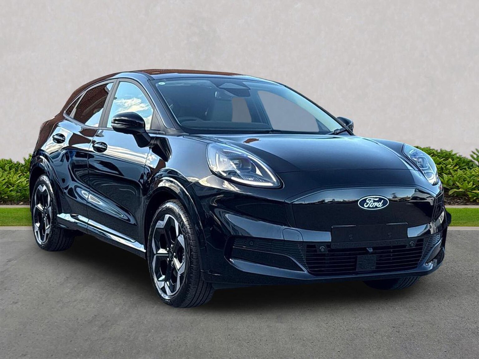 FORD PUMA GEN-E ELECTRIC HATCHBACK 124Kw Premium 47Kwh 5Dr Auto