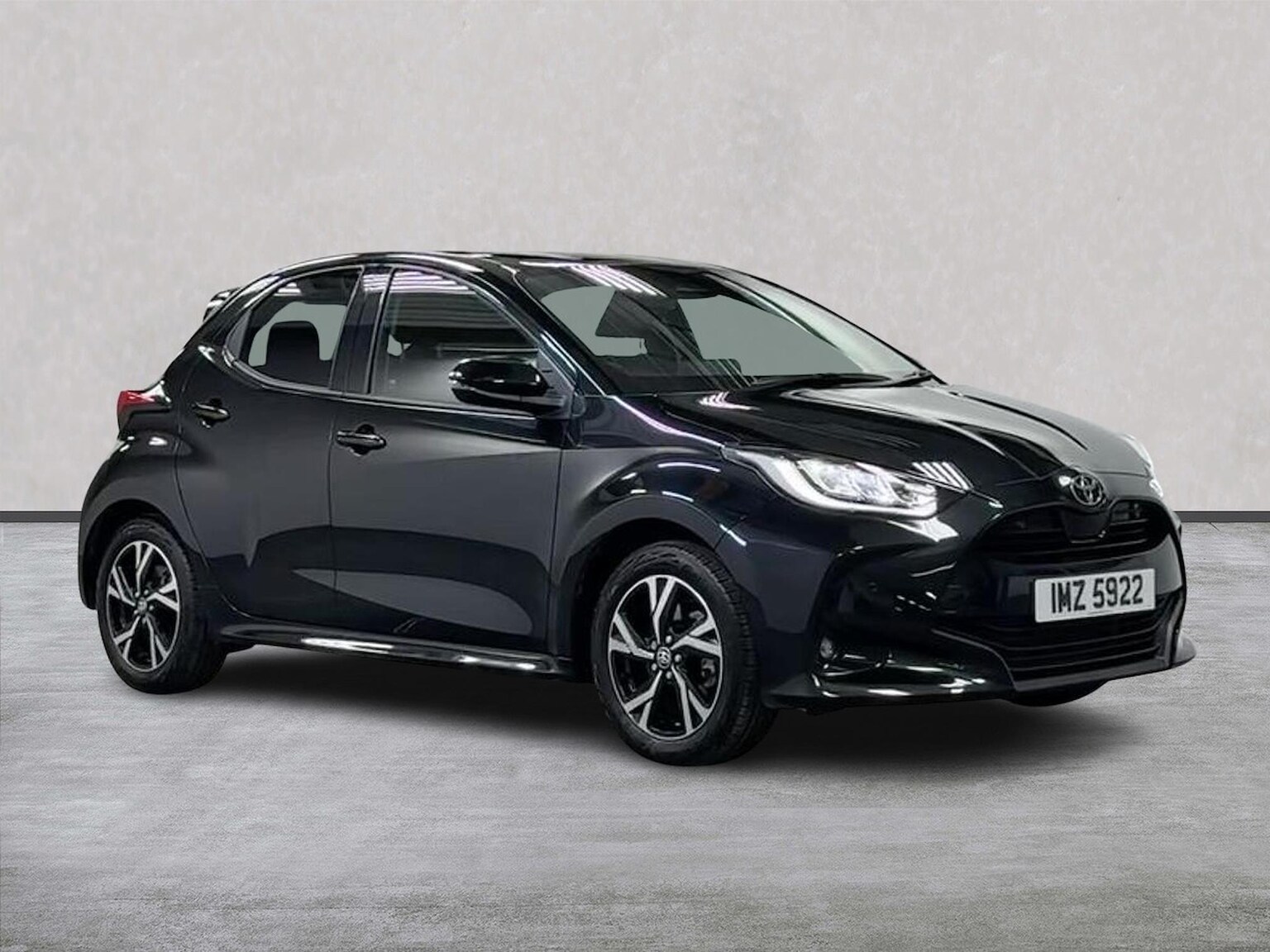 2025 TOYOTA YARIS HATCHBACK 2025 1.5 HYBRID DESIGN 5DR CVT UP TO 10YRS TOYOTA WARRANTY... photo