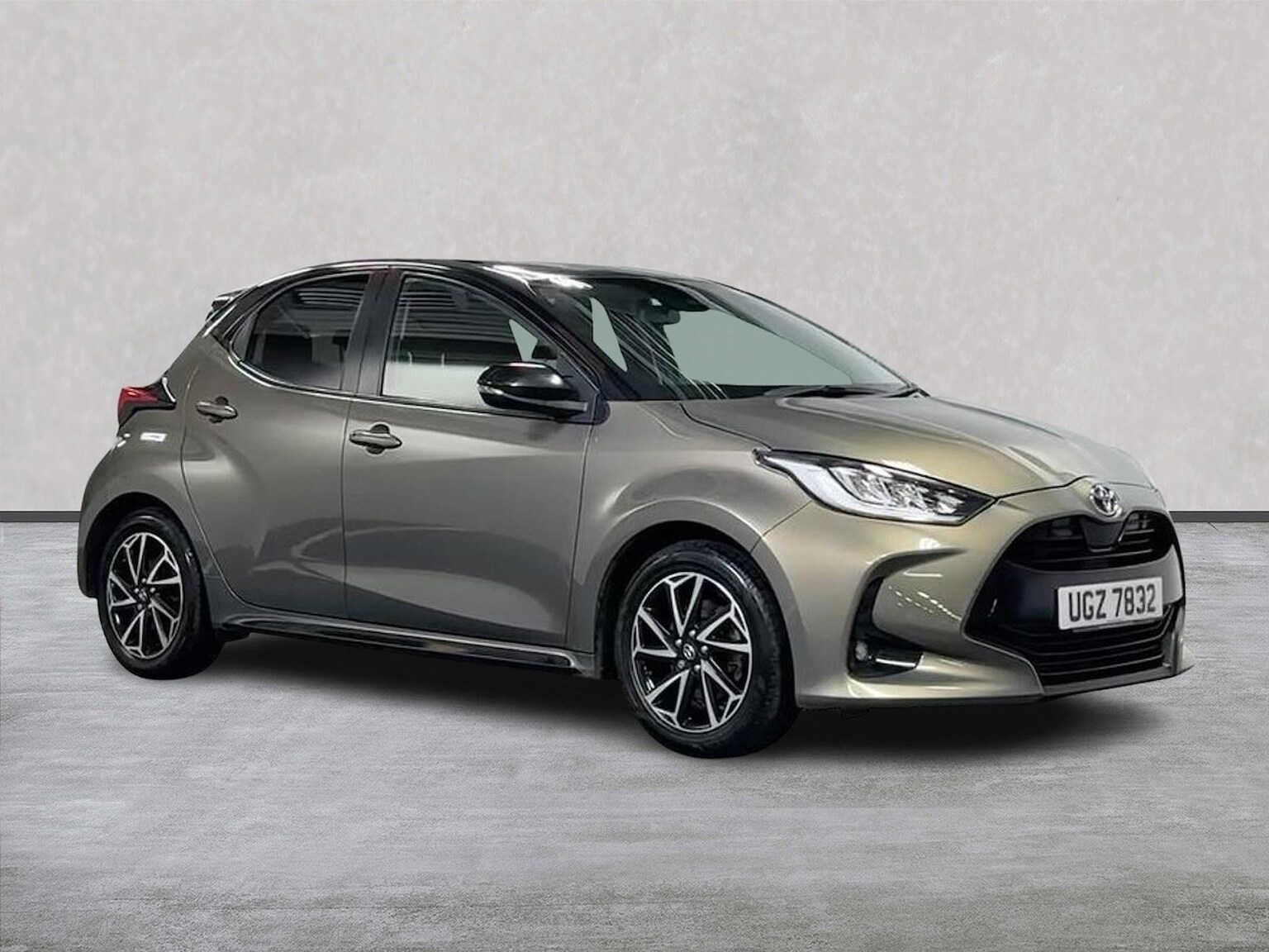 TOYOTA YARIS HATCHBACK 1.5 VVT-h Design Hatchback 5dr Petrol Hybrid E-CVT Euro 6 (s/s) (116 ps)