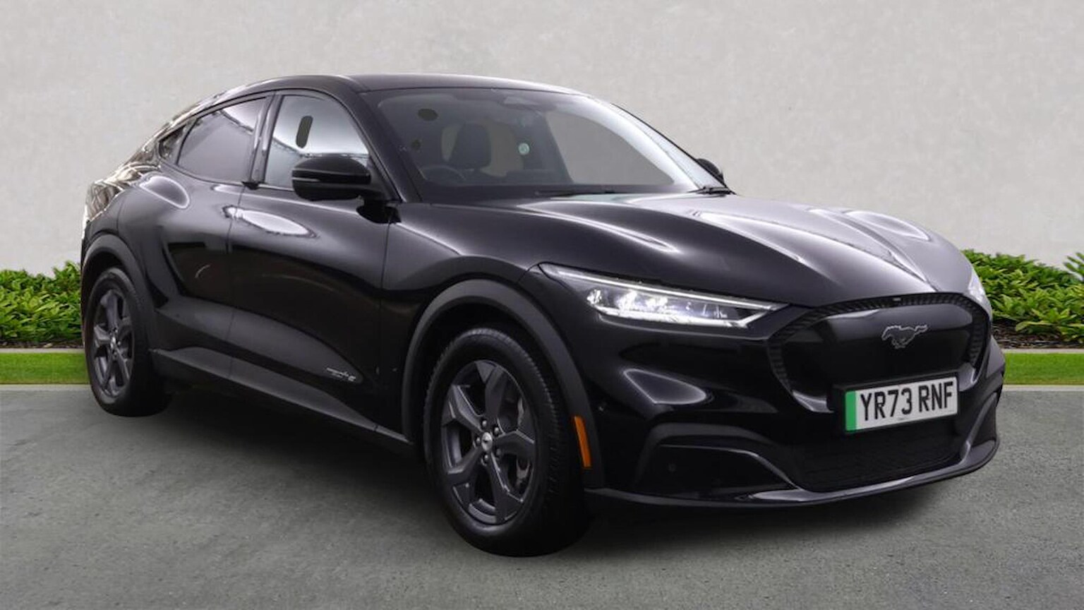 FORD MUSTANG MACH-E ESTATE Standard Range 70Kwh Suv 5Dr Electric Automatic (269 Ps)