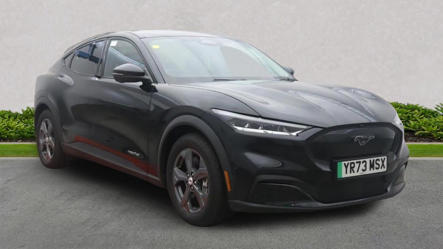 FORD MUSTANG MACH-E ESTATE Standard Range 70Kwh Suv 5Dr Electric Automatic (269 Ps)