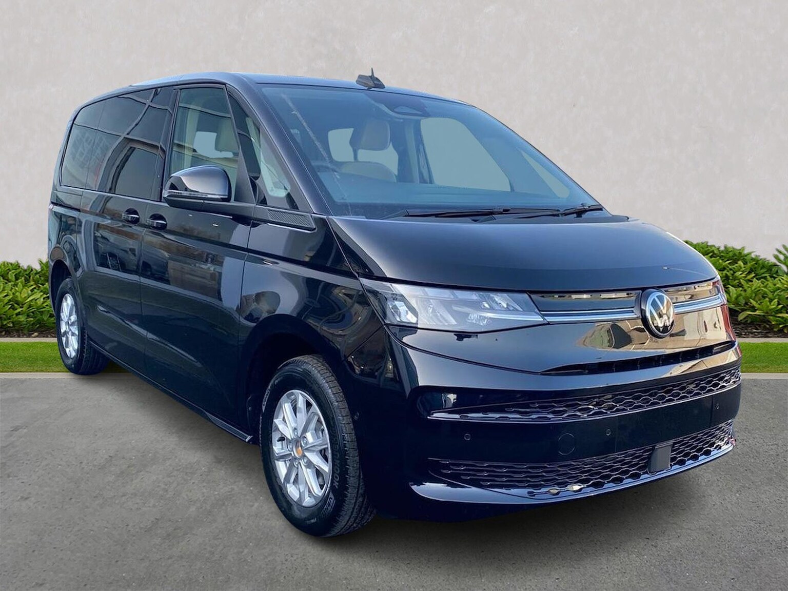 VOLKSWAGEN MULTIVAN DIESEL ESTATE 2.0 Tdi Life 5Dr Dsg