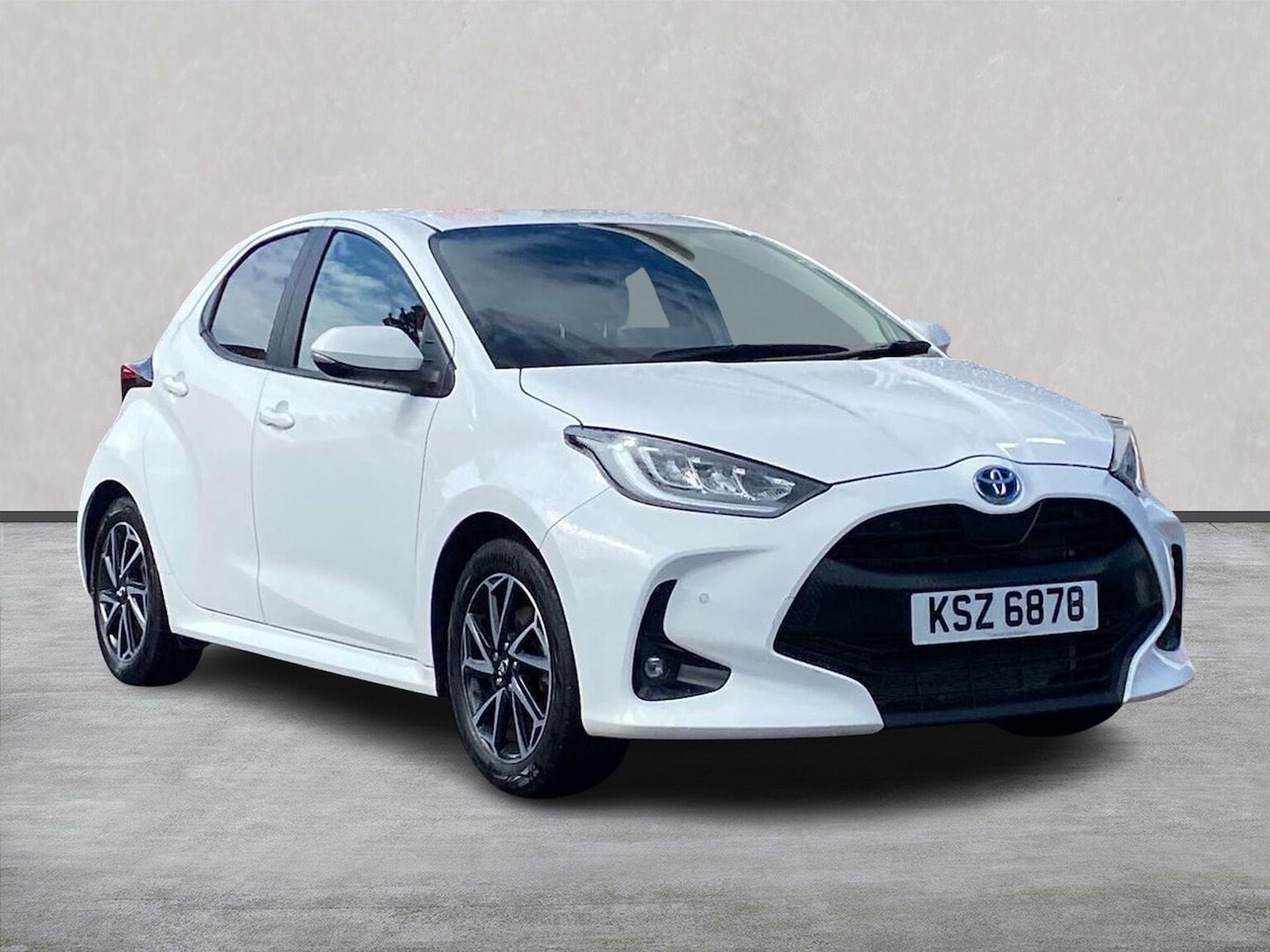 TOYOTA YARIS HATCHBACK 1.5 Vvt-H Design Hatchback 5Dr Petrol Hybrid E-Cvt Euro 6 (S/S) (116 Ps)