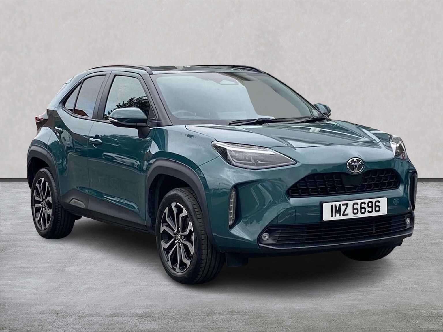 TOYOTA YARIS CROSS ESTATE 1.5 Hybrid 130 Design 5Dr Cvt