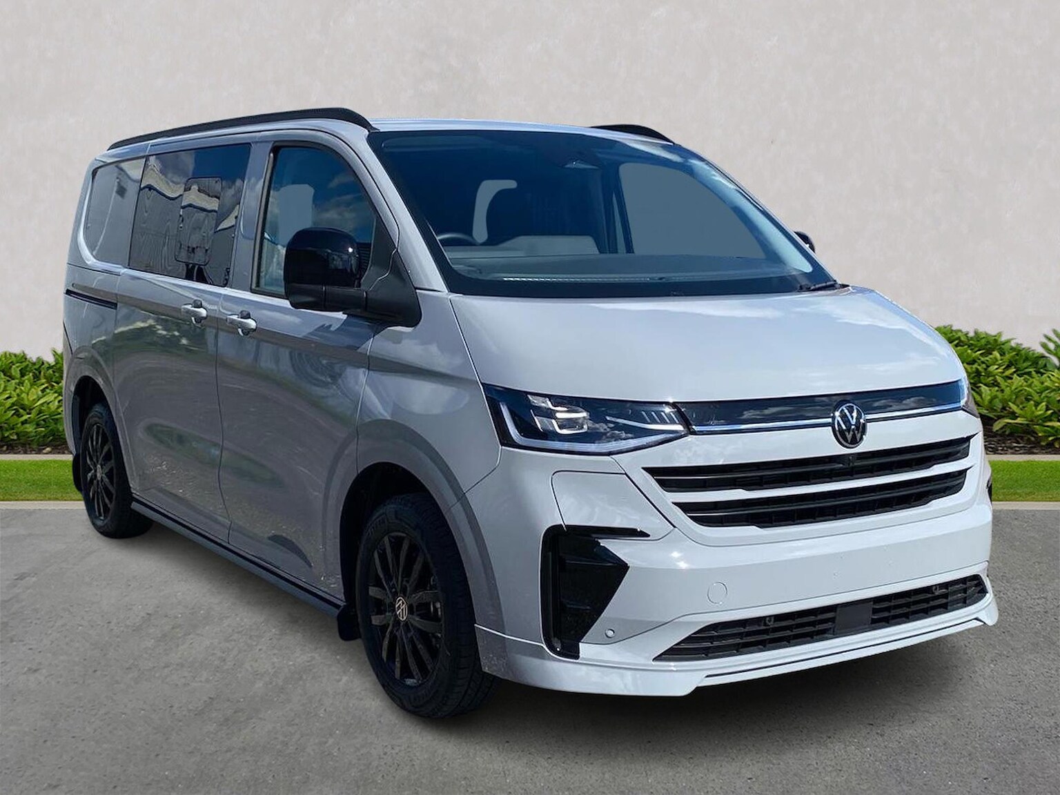 VOLKSWAGEN TRANSPORTER T32 SWB ELECTRIC 160Kw 65Kwh Commerce Pro S Kombi Van Auto