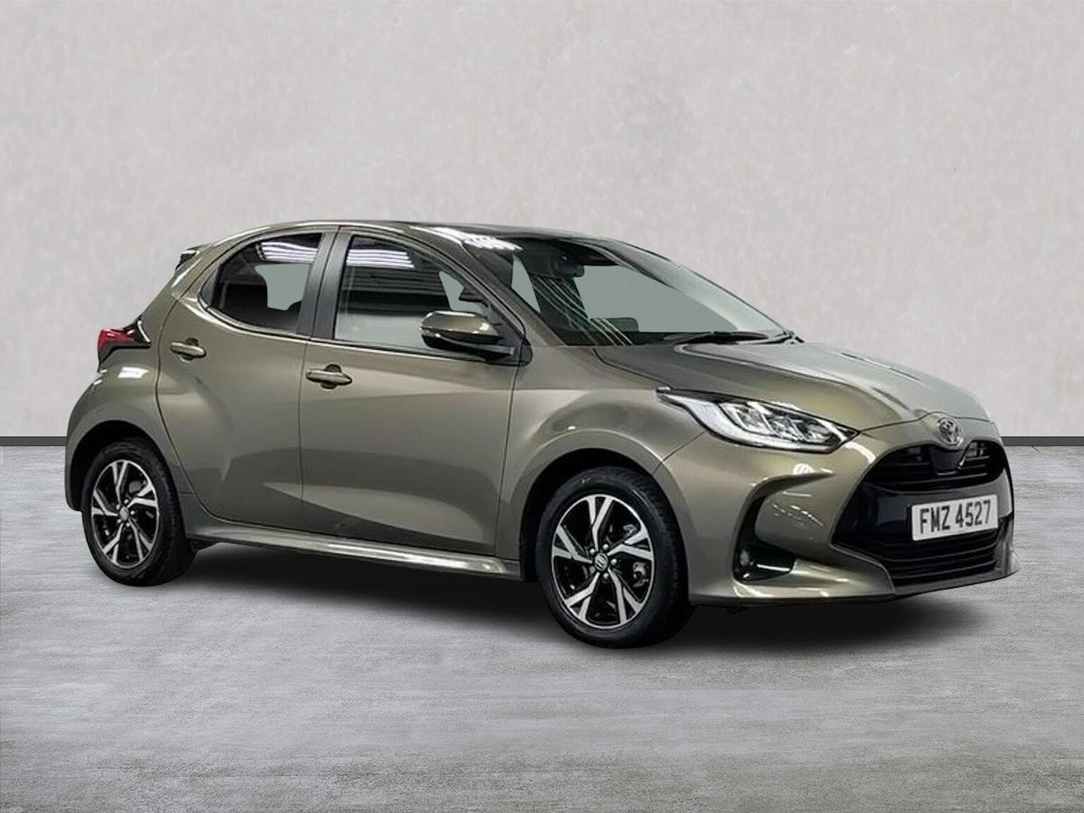 TOYOTA YARIS HATCHBACK 1.5 Vvt-H Design Hatchback 5Dr Petrol Hybrid E-Cvt Euro 6 (S/S) (116 Ps)