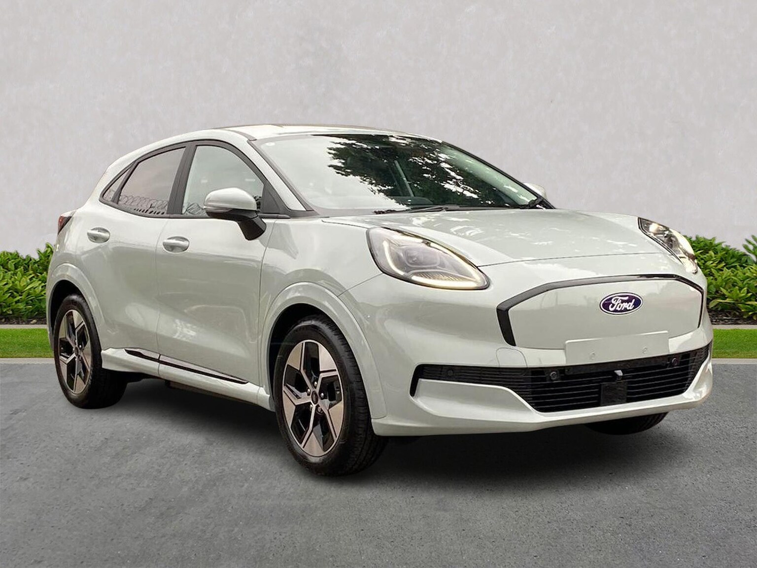 FORD PUMA GEN-E ELECTRIC HATCHBACK 124Kw Select 47Kwh 5Dr Auto