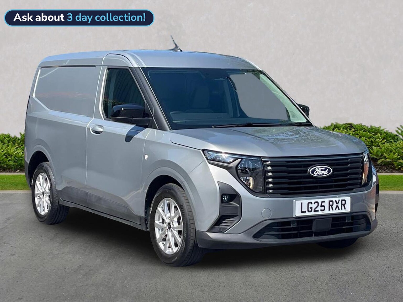 FORD TRANSIT COURIER PETROL Ford Transit Courier Limtd Eco