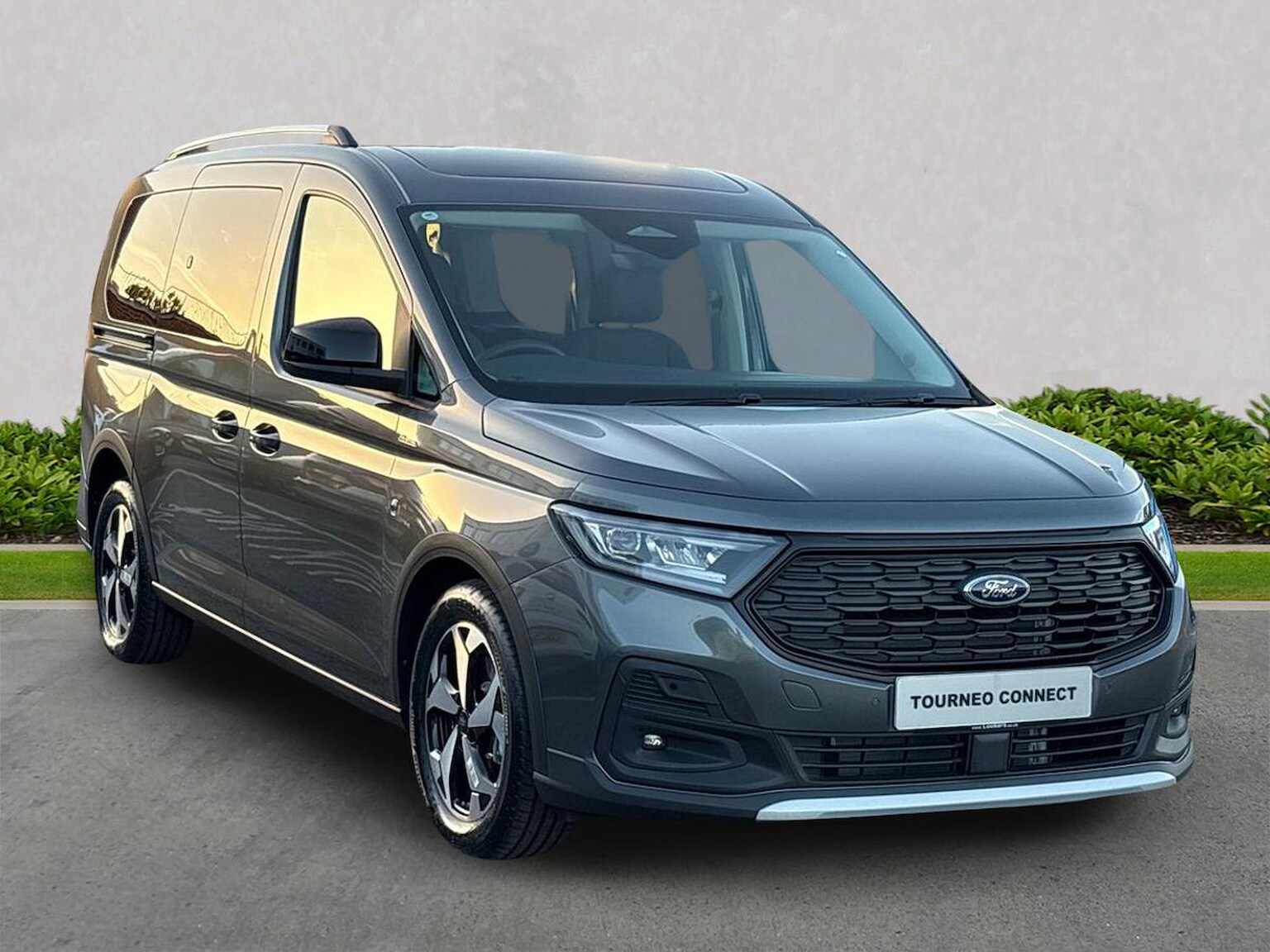 FORD GRAND TOURNEO CONNECT DIESEL ESTATE 2.0 Ecoblue Active 5Dr Auto [7 Seat]