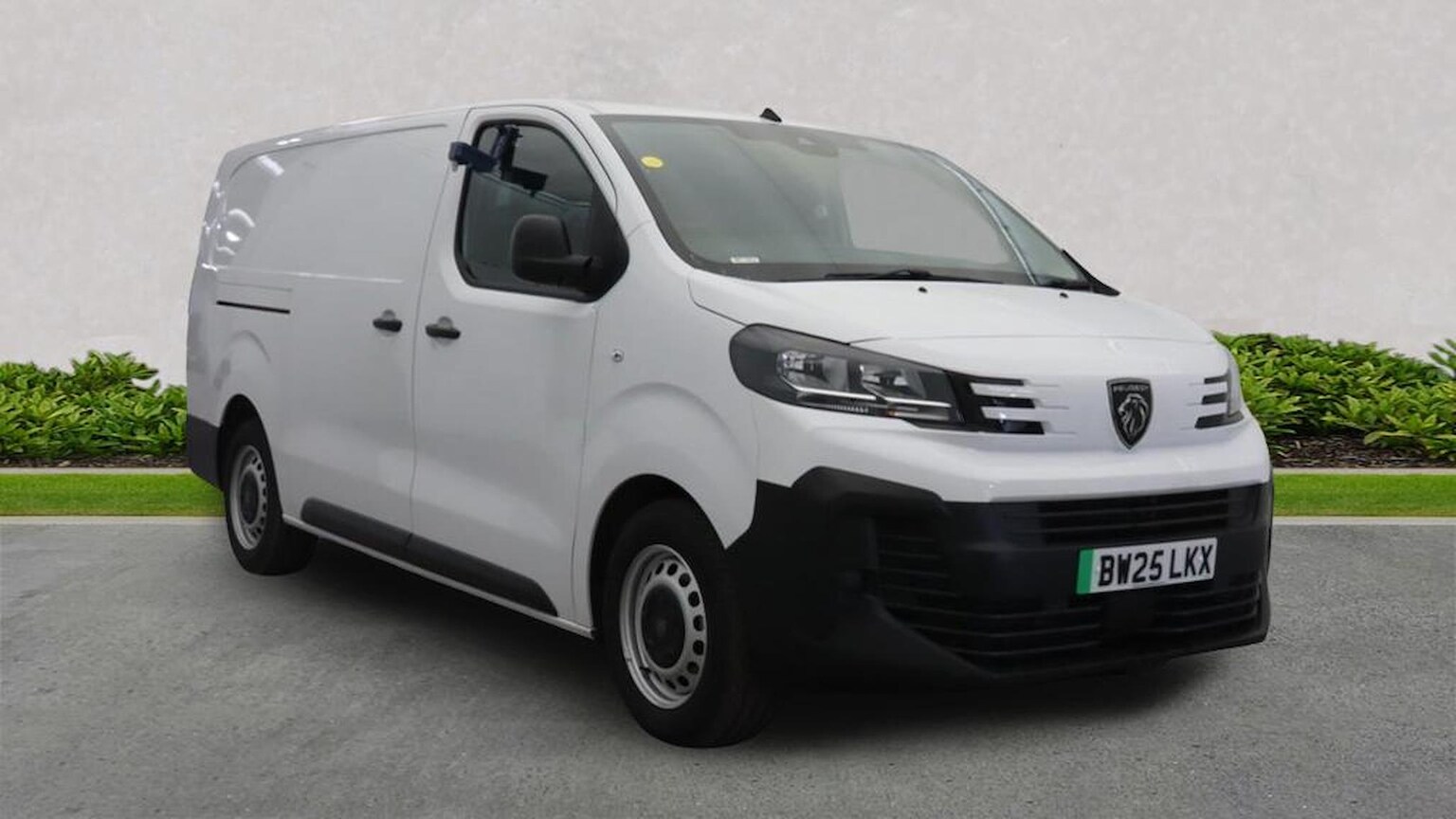 PEUGEOT E-EXPERT L2 75Kwh Professional Long Panel Van 6Dr Electric Auto Lwb (11Kw Charger) (136 Ps)