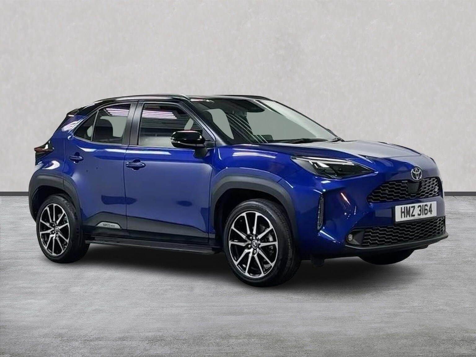 2025 TOYOTA YARIS CROSS ESTATE 2025 1.5 VVT H GR SPORT SUV 5DR PETROL HYBRID E... photo