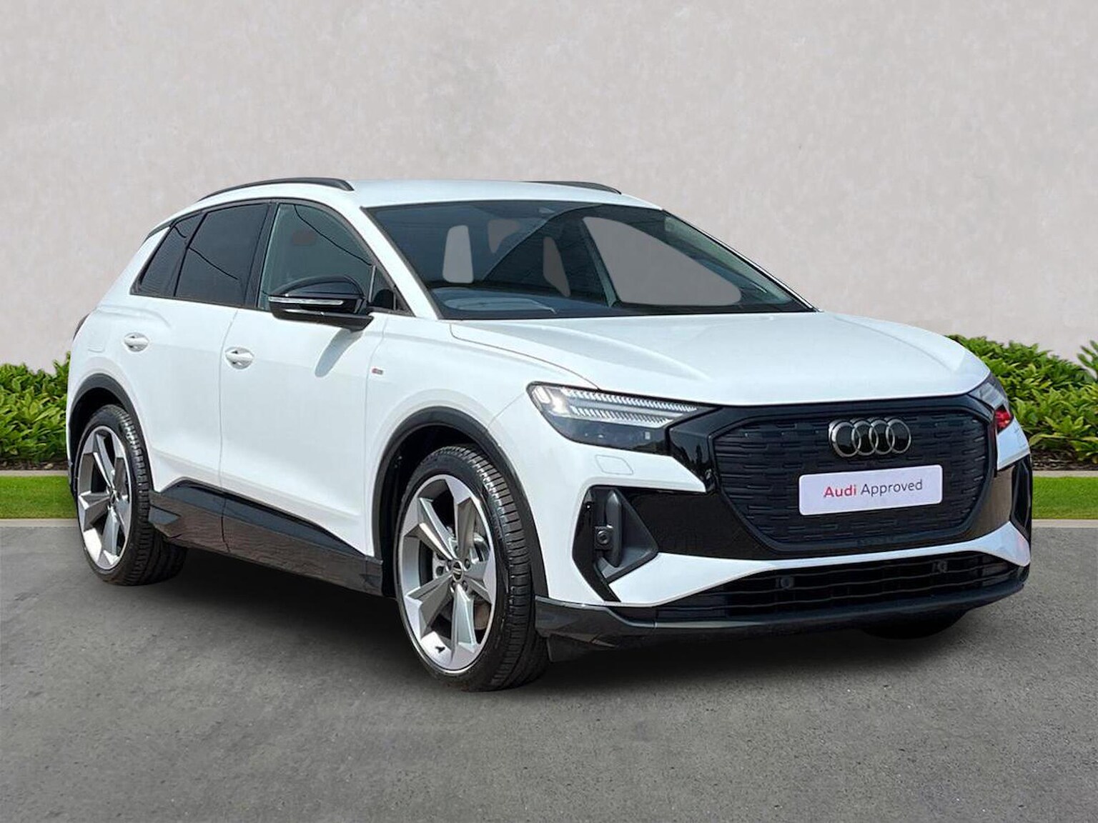 AUDI Q4 E-TRON ESTATE 210Kw 45 82Kwh Black Edition 5Dr Auto [Tech Pack] (09/2023  >)