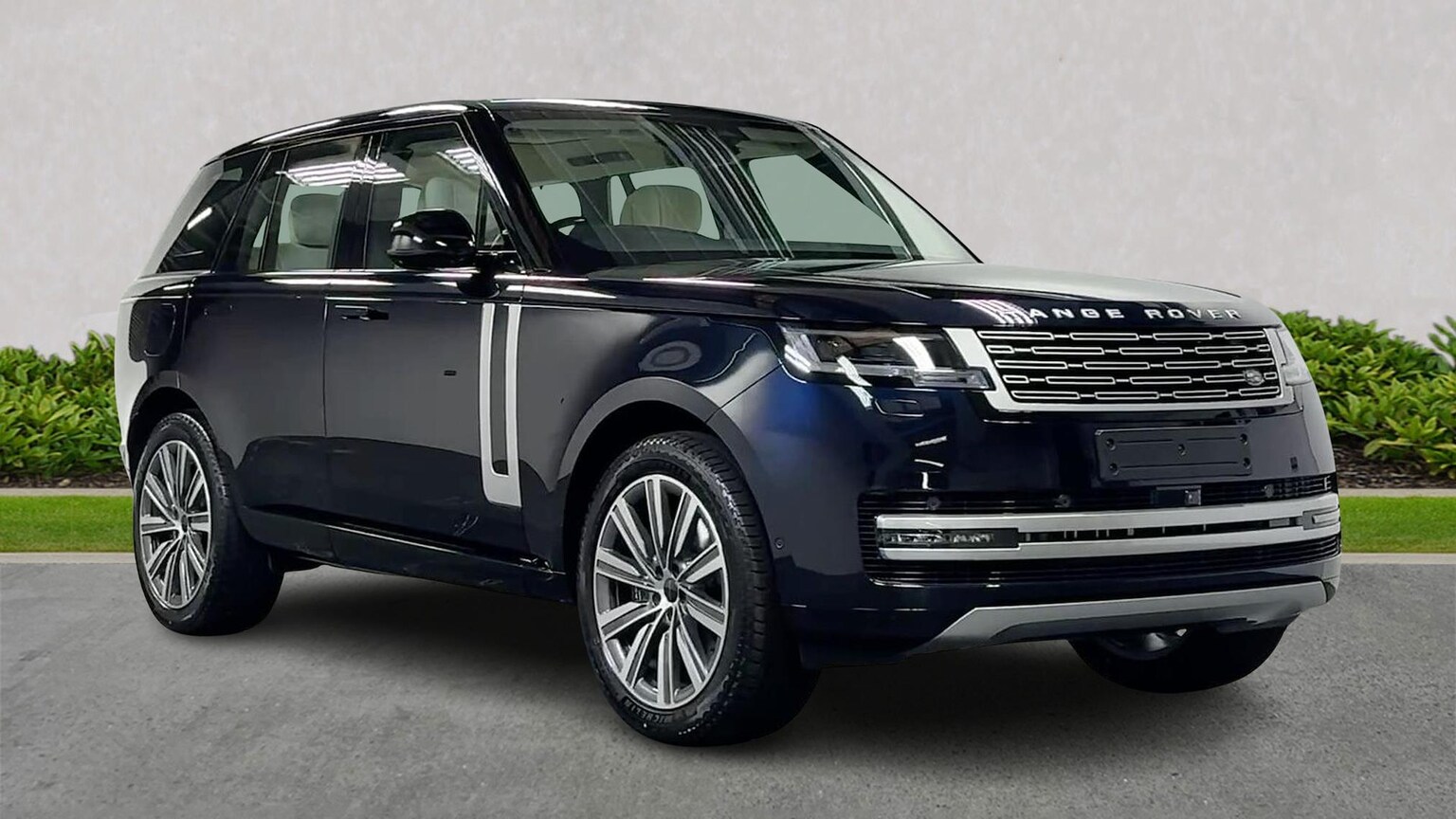 LAND ROVER RANGE ROVER ESTATE 4.4 P530 V8 Autobiography 4Dr Auto