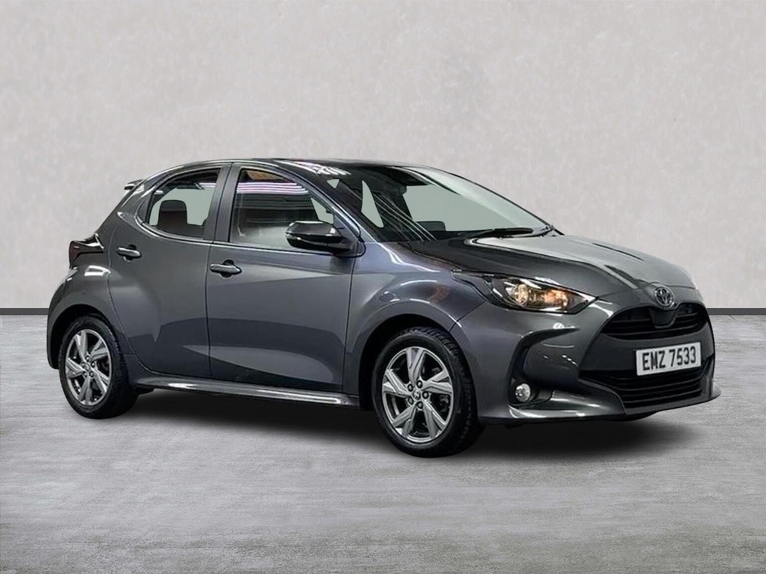 2024 TOYOTA YARIS HATCHBACK 2024 1.5 VVT H ICON HATCHBACK 5DR PETROL HYBRID E CVT... photo