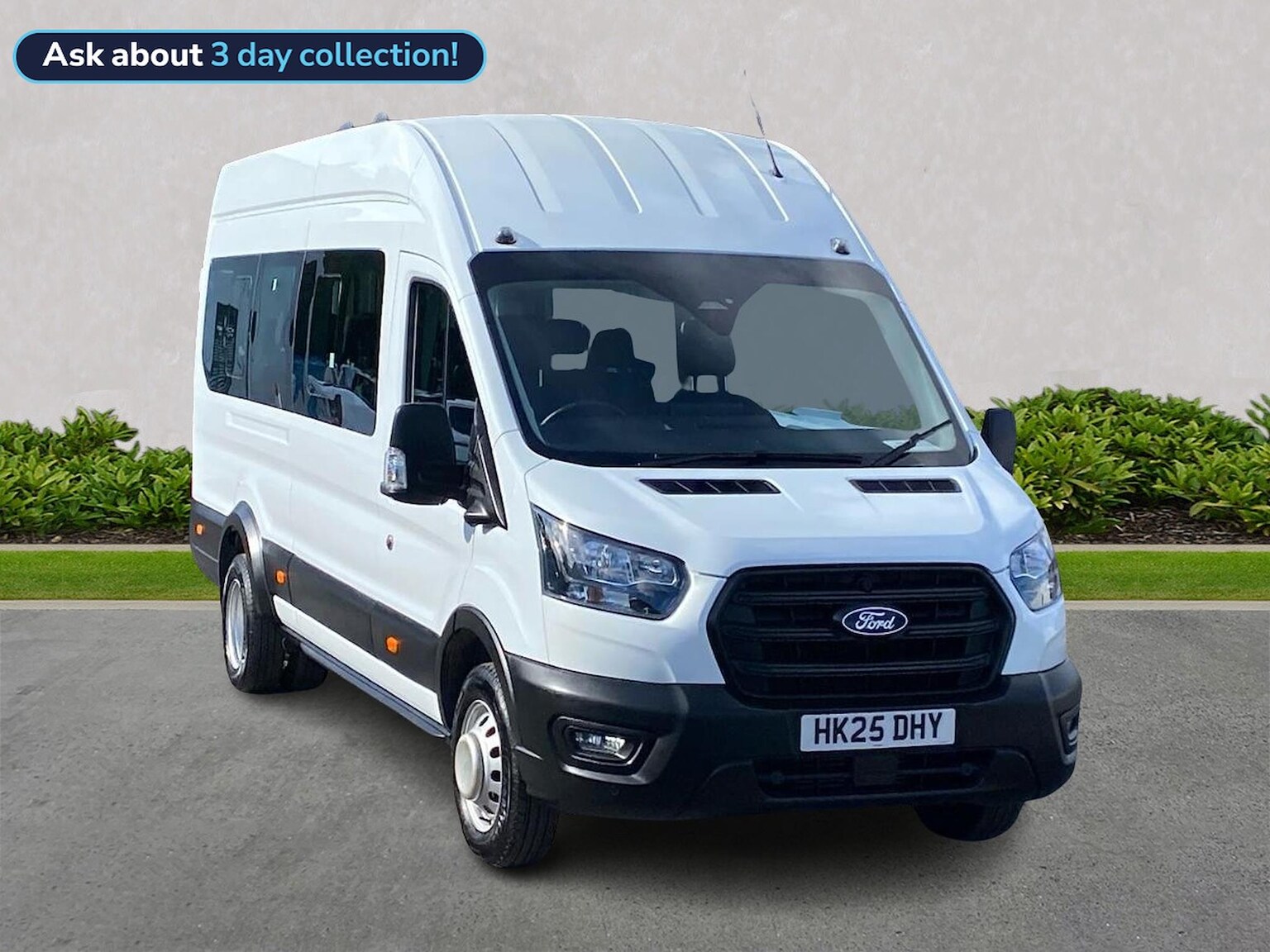 FORD TRANSIT 460 L4 MINIBUS DIESEL RWD 2.0 Ecoblue 130Ps H3 17 Seater Leader