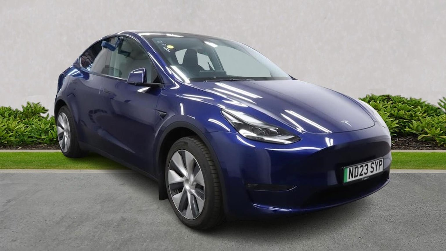 TESLA MODEL Y HATCHBACK (Dual Motor) Long Range Suv 5Dr Electric Auto 4Wde (384 Bhp)