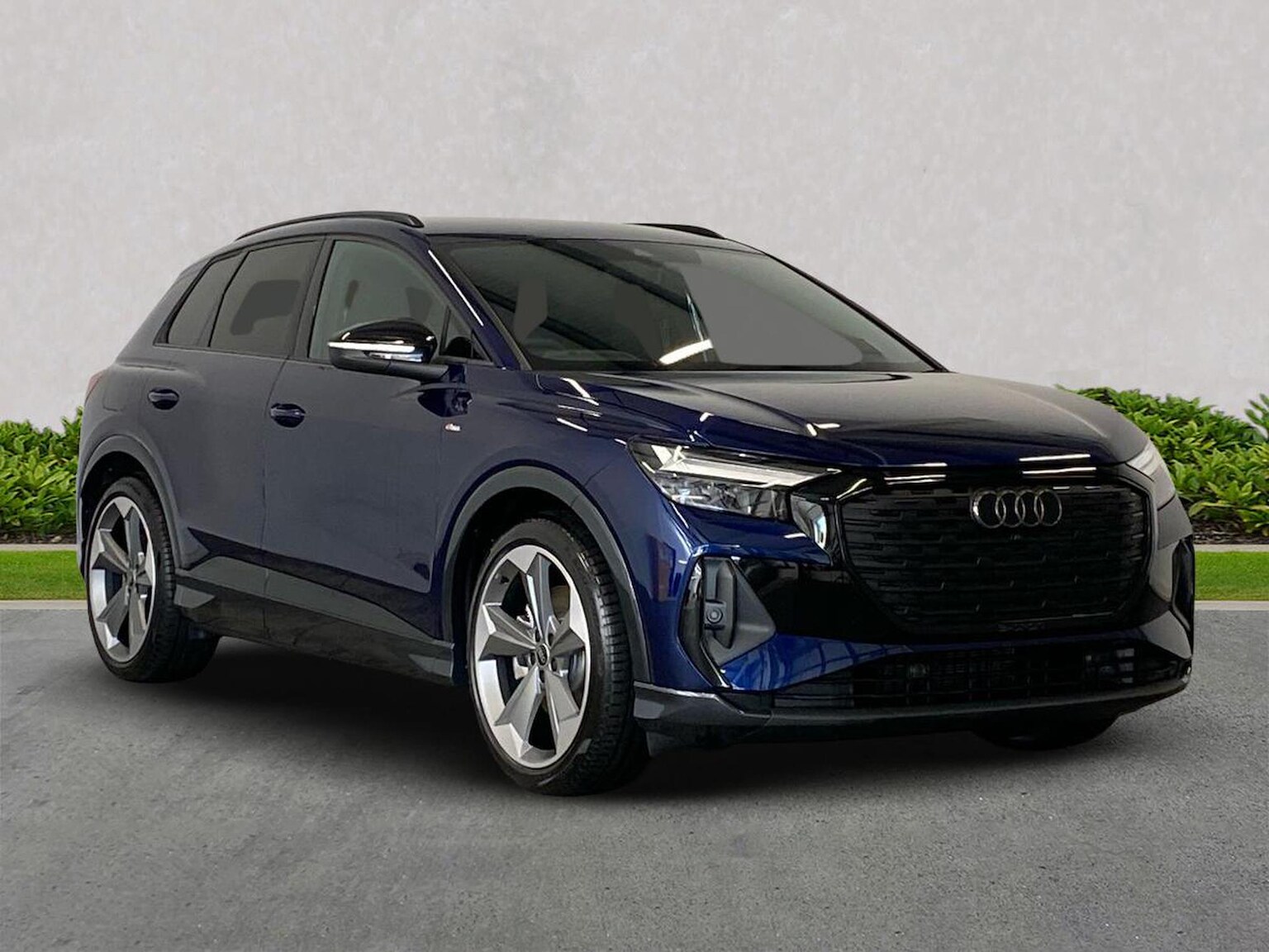 AUDI Q4 E-TRON ESTATE 210Kw 45 Qtro 82Kwh Black Ed 5Dr Auto [Tech Pack] (09/2023 - 03/2026)