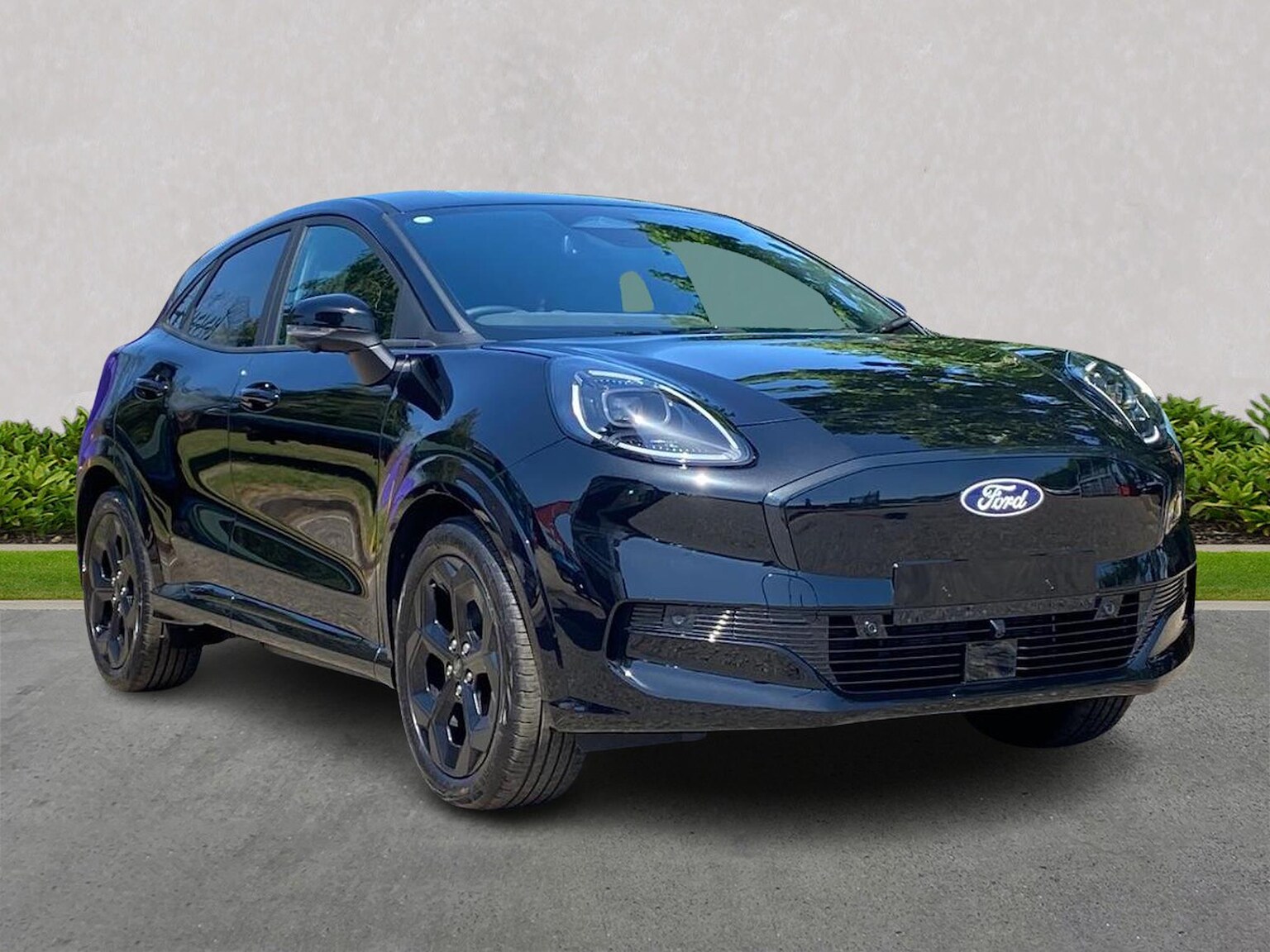 None FORD PUMA GEN E ELECTRIC HATCHBACK SPECIAL EDITIONS 124KW BLUE CRUISE EDITION 47KWH 5DR... photo