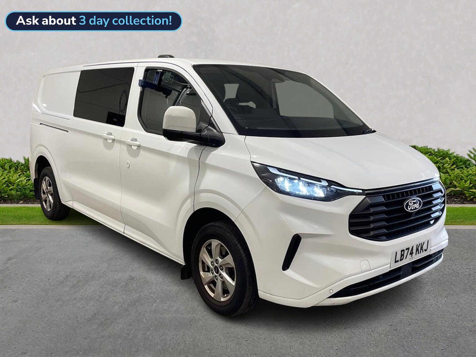 FORD TRANSIT CUSTOM 320 L2 DIESEL FWD 2.0 320 Ecoblue Limited Crew Van Double Cab 5Dr Diesel Manual L2 H1 Euro 6 (S/S) (136 Ps)