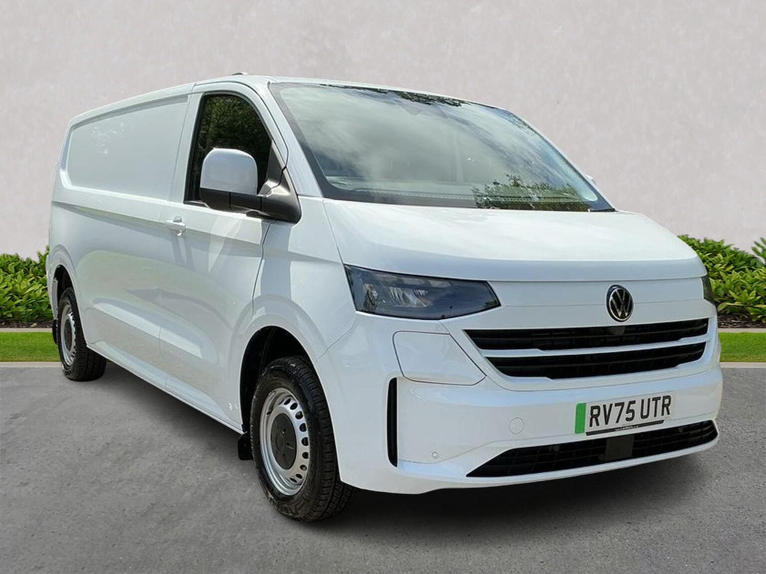 VOLKSWAGEN TRANSPORTER T34 LWB ELECTRIC 100Kw 65Kwh Commerce Plus Van Auto