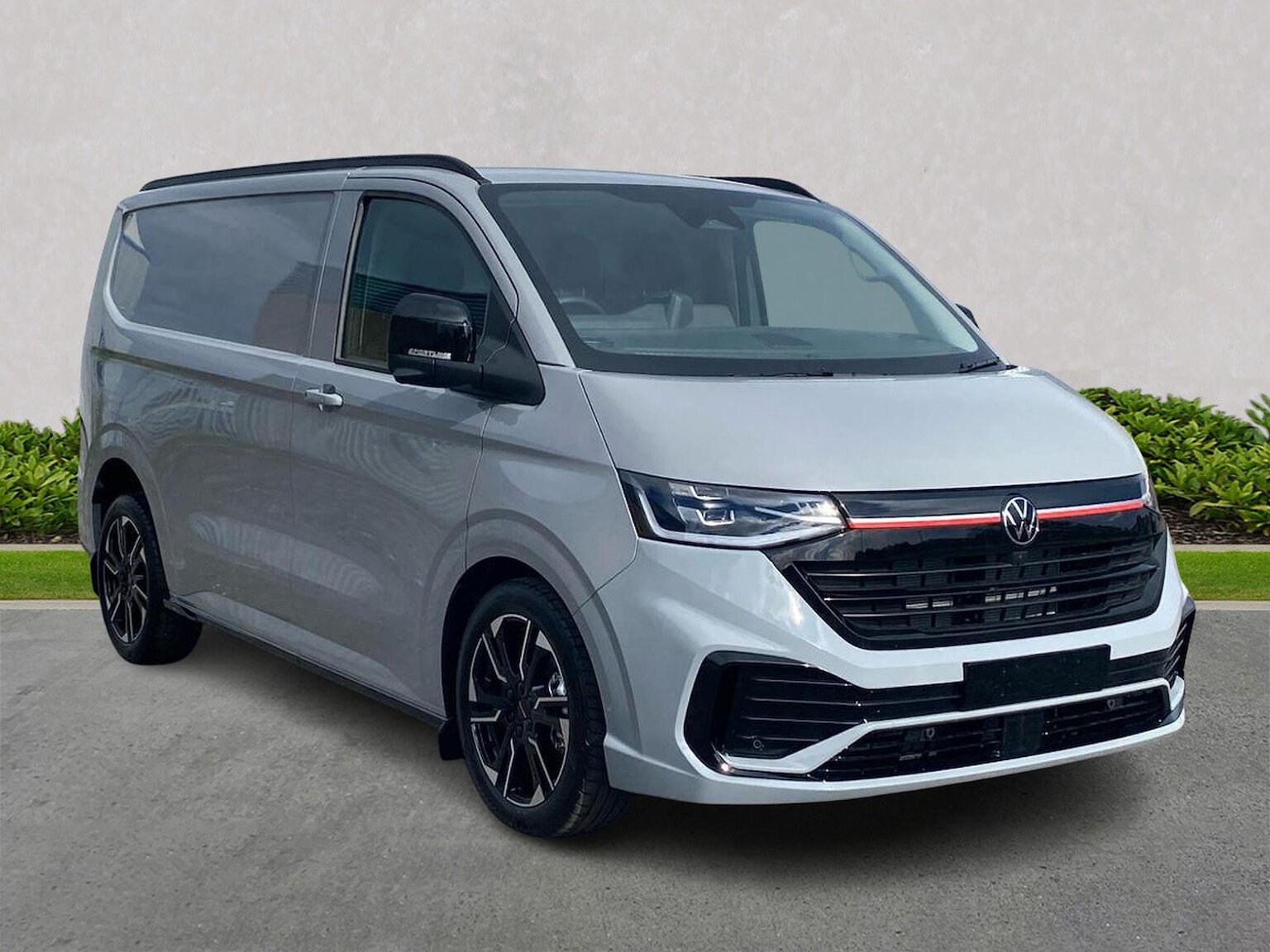 VOLKSWAGEN TRANSPORTER T32 SWB DIESEL 2.0 Tdi 170 Sportline Van Auto [5 Plus]