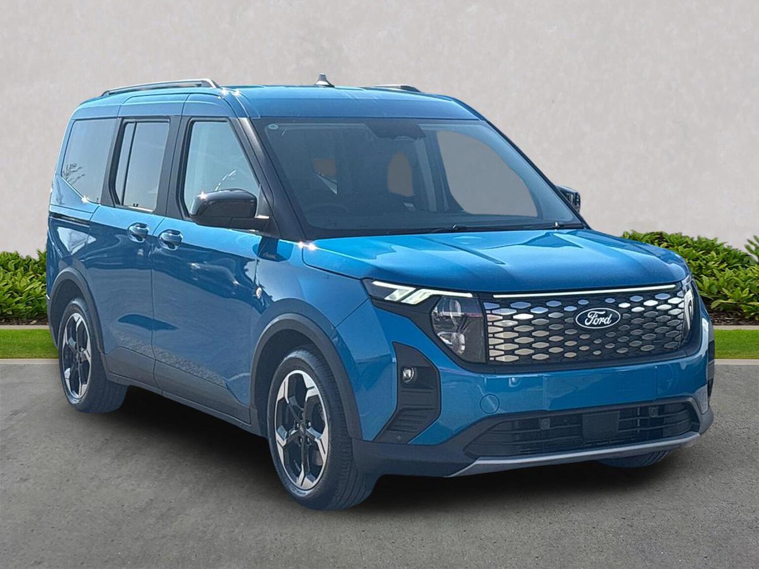 None FORD COURIER ELECTRIC ESTATE 100KW ACTIVE 43KWH 5DR AUTO FREE HOME CHARGER WALLBOX ELECTRIC... photo