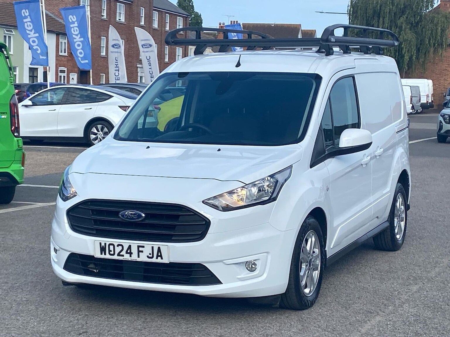 FORD TRANSIT CONNECT 240 L1 DIESEL 1.5 Ecoblue 100Ps Limited Van Powershift