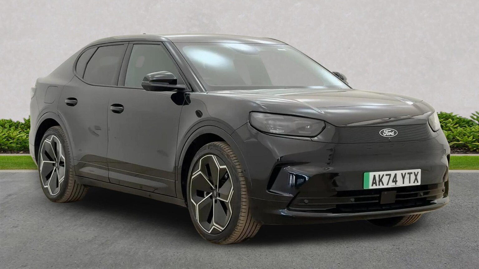 2024 FORD CAPRI ESTATE 2024 250KW PREMIUM 79KWH AWD 5DR AUTO DRIVER ASSIST AWD 21... photo