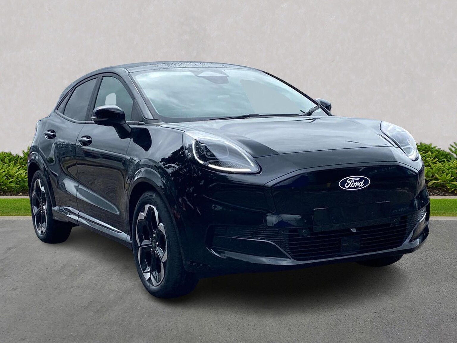 None FORD PUMA GEN E ELECTRIC HATCHBACK 124KW PREMIUM 47KWH 5DR AUTO GOVERNMENT GRANT INCLUDED... photo
