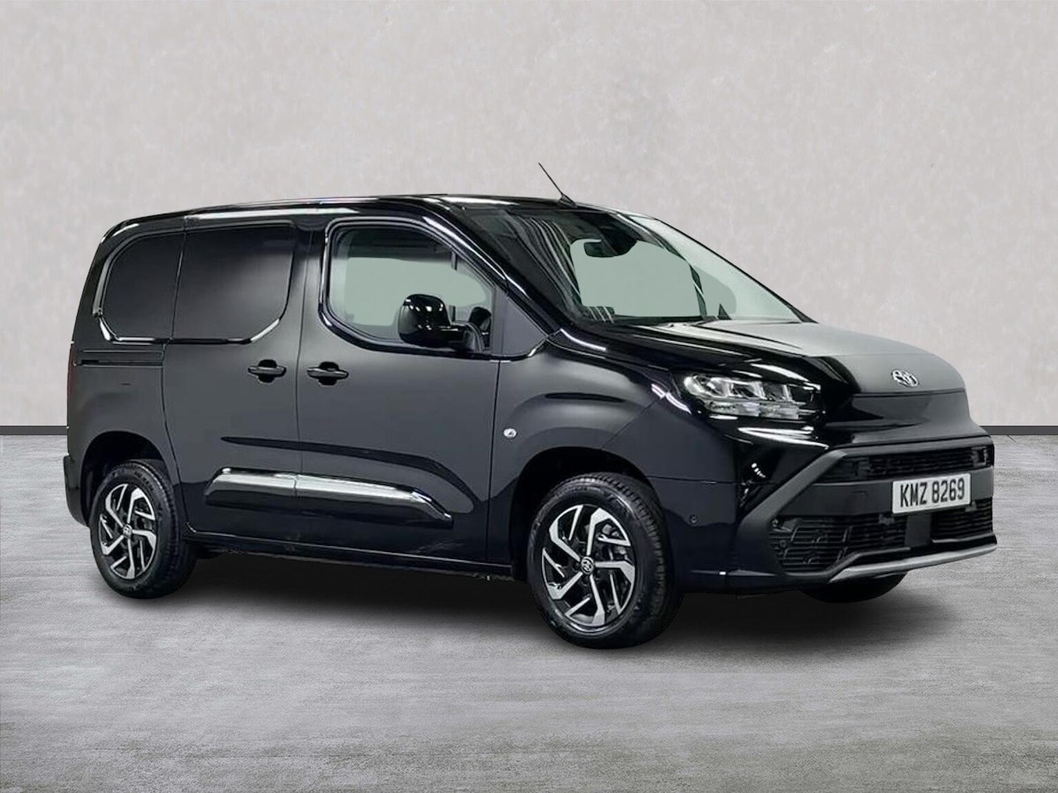 2026 TOYOTA PROACE CITY