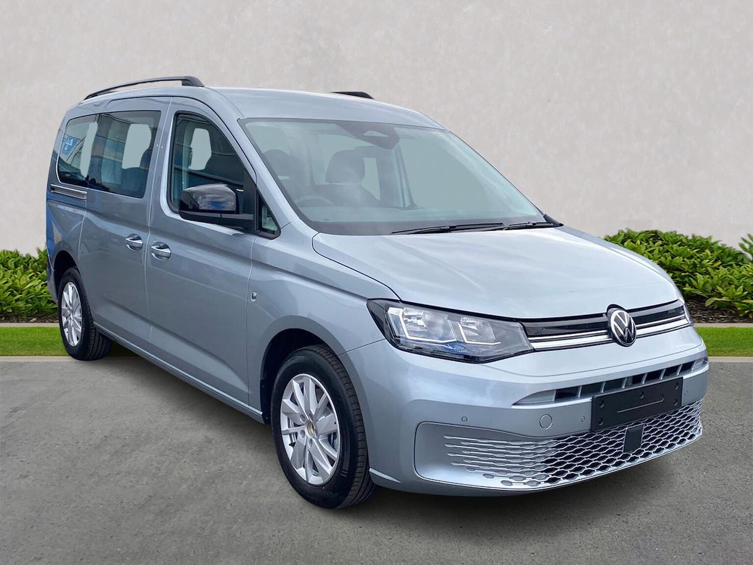 VOLKSWAGEN CADDY MAXI DIESEL ESTATE 2.0 Tdi 122 Life 5Dr Dsg
