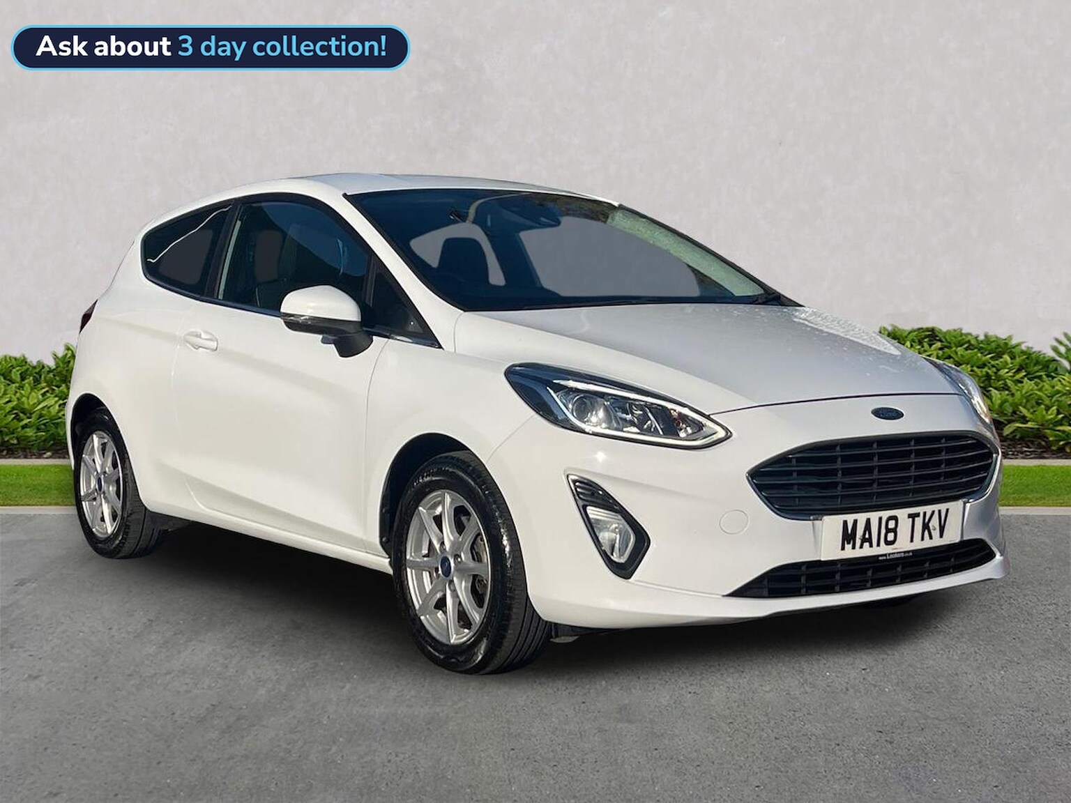 FORD FIESTA HATCHBACK 1.1 Zetec Navigation 3Dr