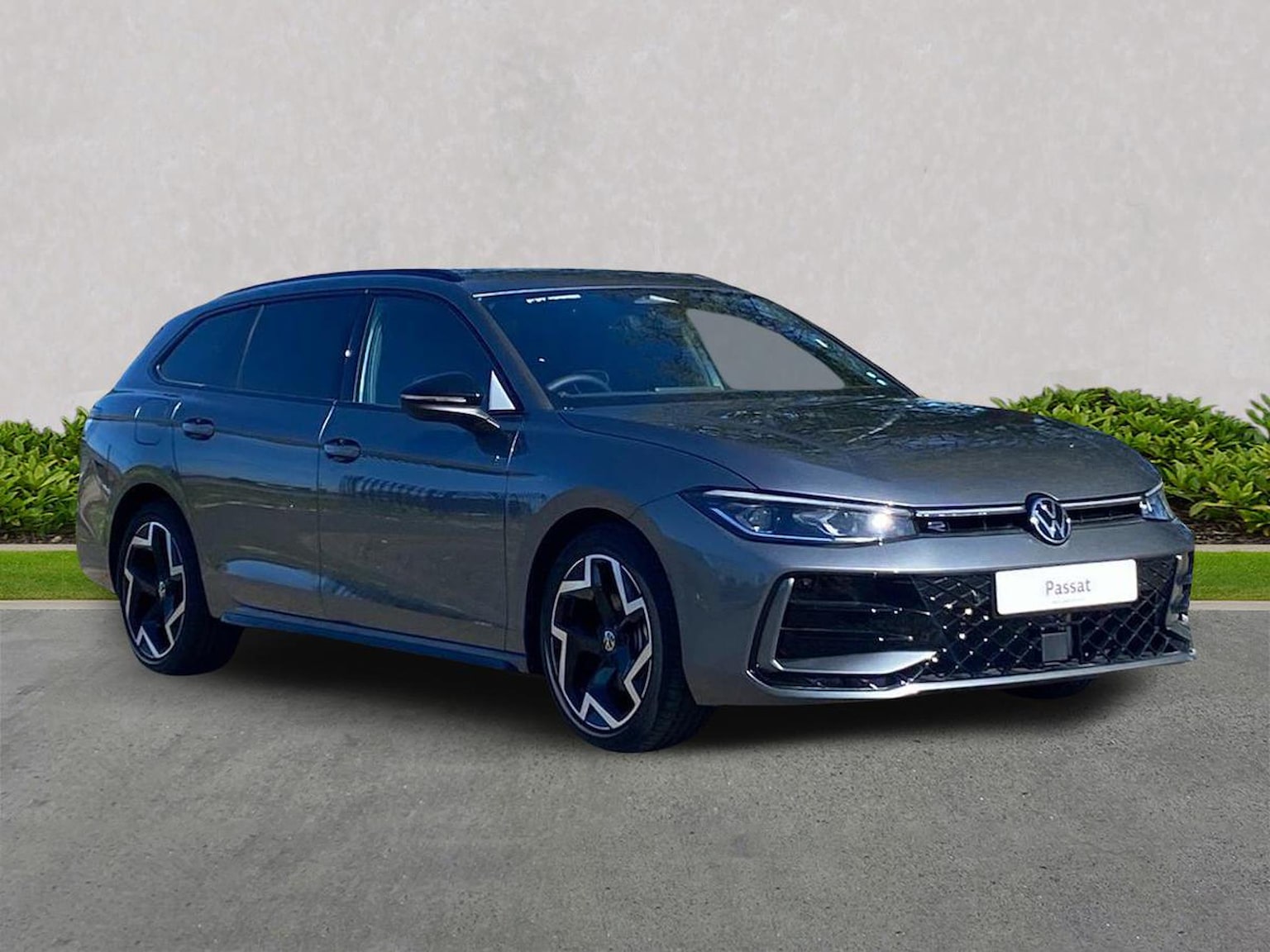 VOLKSWAGEN PASSAT ESTATE 1.5 Etsi R-Line 5Dr Dsg