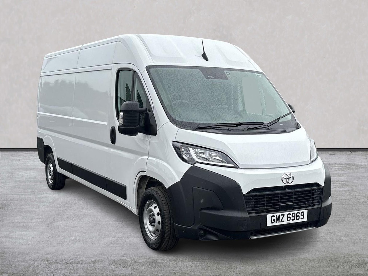 2025 TOYOTA PROACE MAX