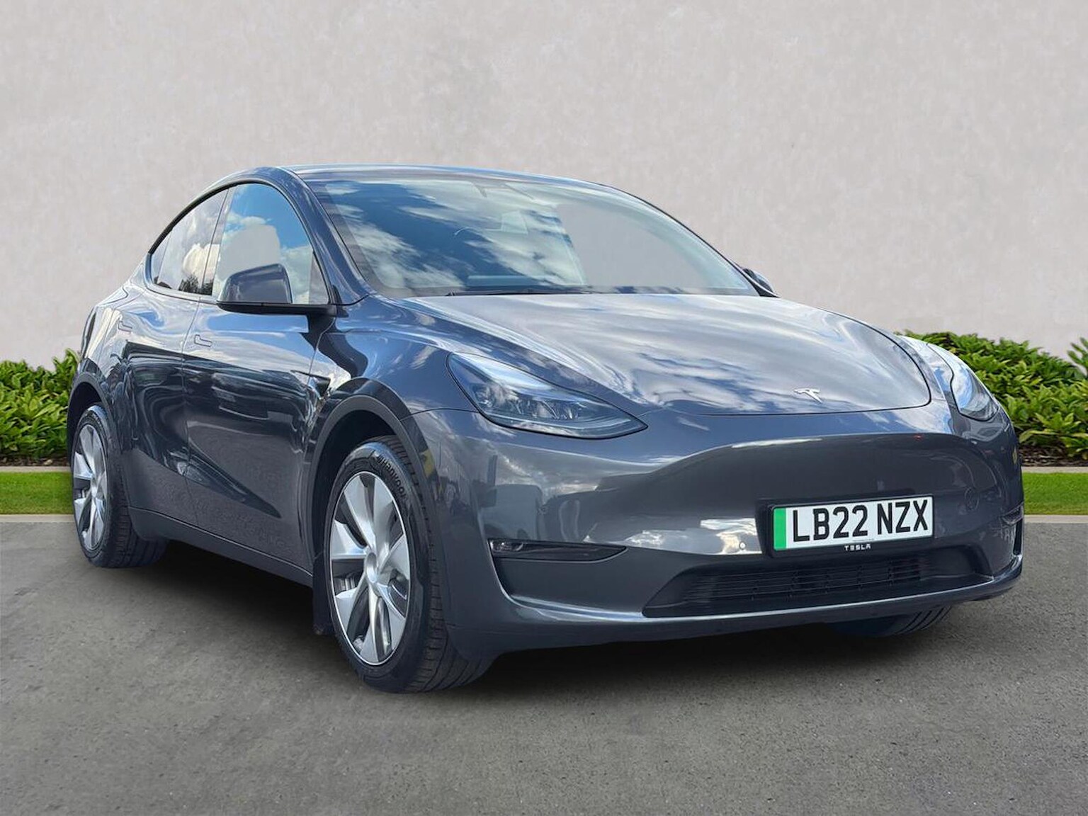 TESLA MODEL Y HATCHBACK (Dual Motor) Long Range Suv 5Dr Electric Auto 4Wde (384 Bhp)
