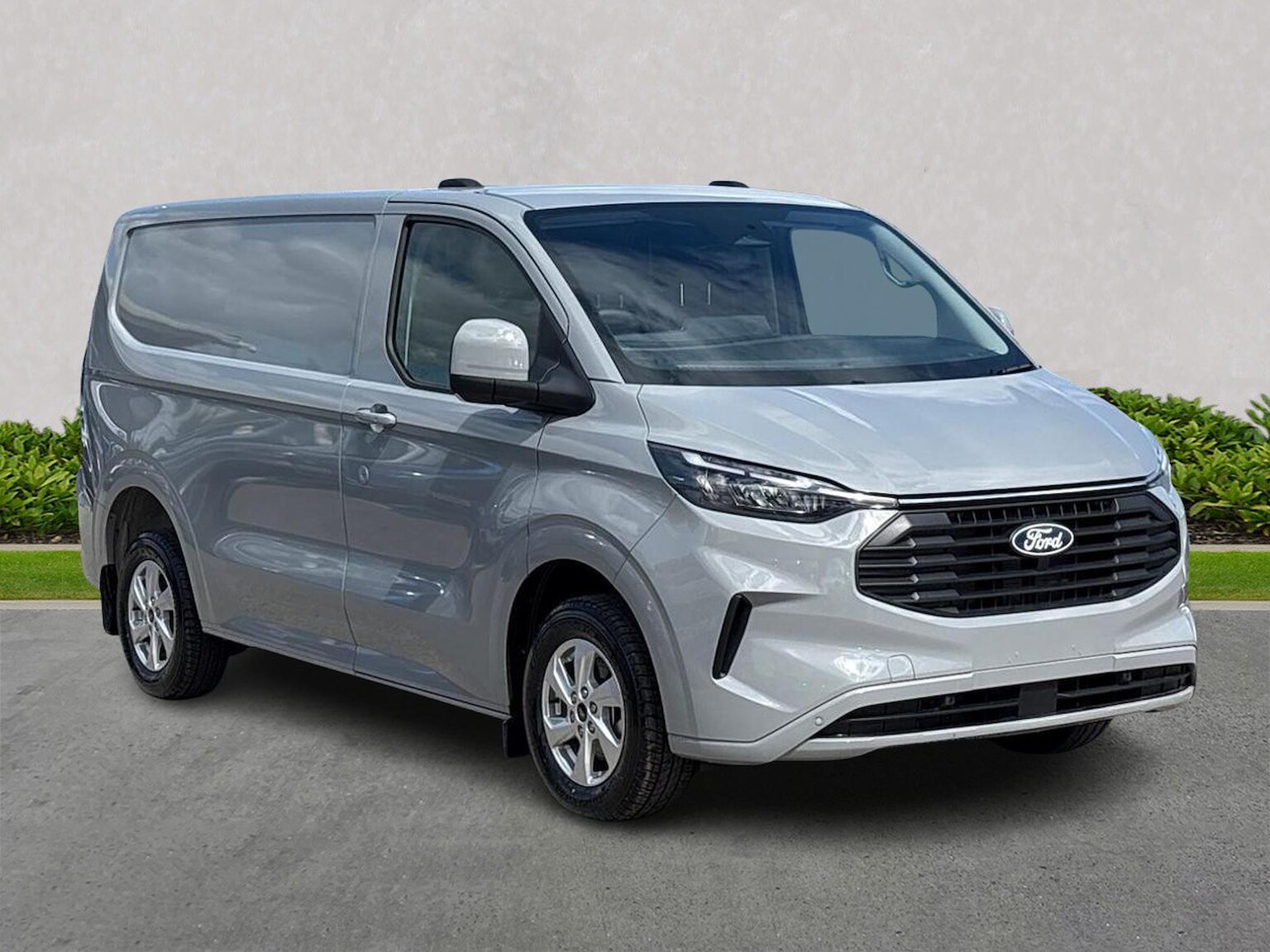 FORD TRANSIT CUSTOM 320 L1 DIESEL FWD 2.0 Ecoblue 136Ps H1 Van Limited