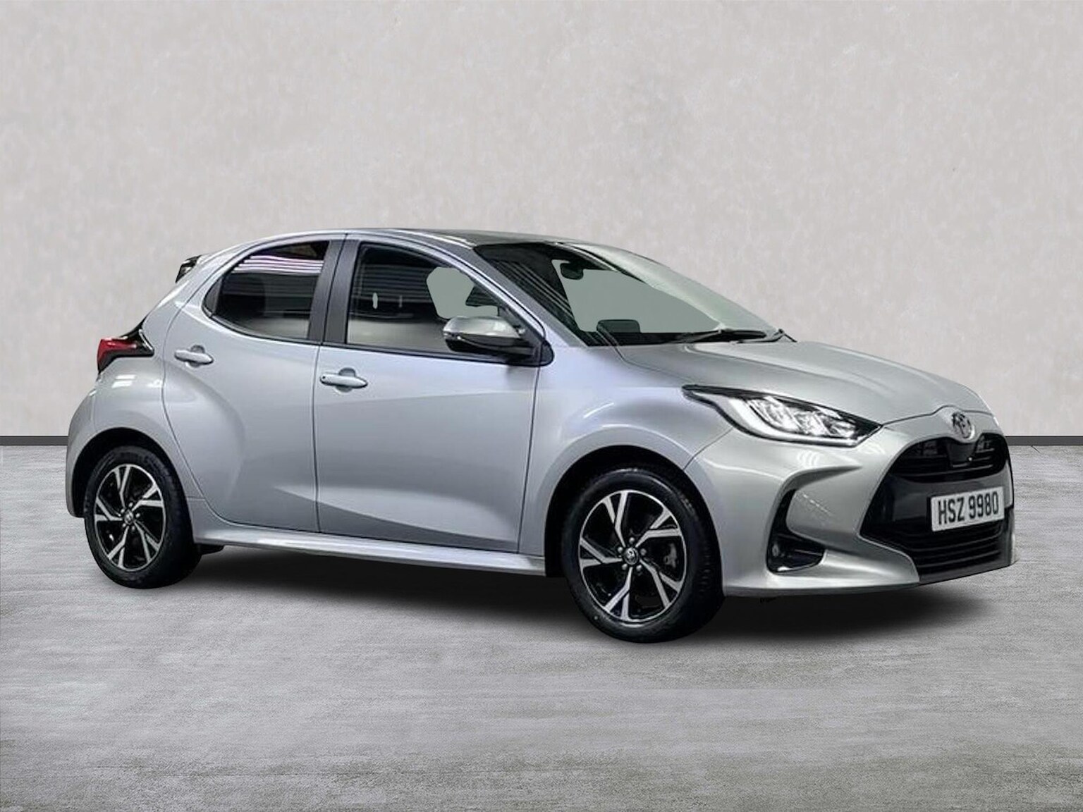 2024 TOYOTA YARIS HATCHBACK 2024 1.5 VVT H DESIGN HATCHBACK 5DR PETROL HYBRID E CVT... photo