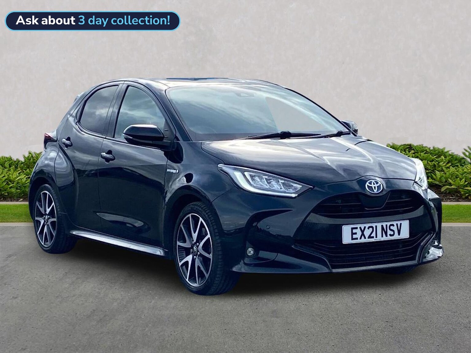 TOYOTA YARIS HATCHBACK 1.5 Hybrid Dynamic 5Dr Cvt