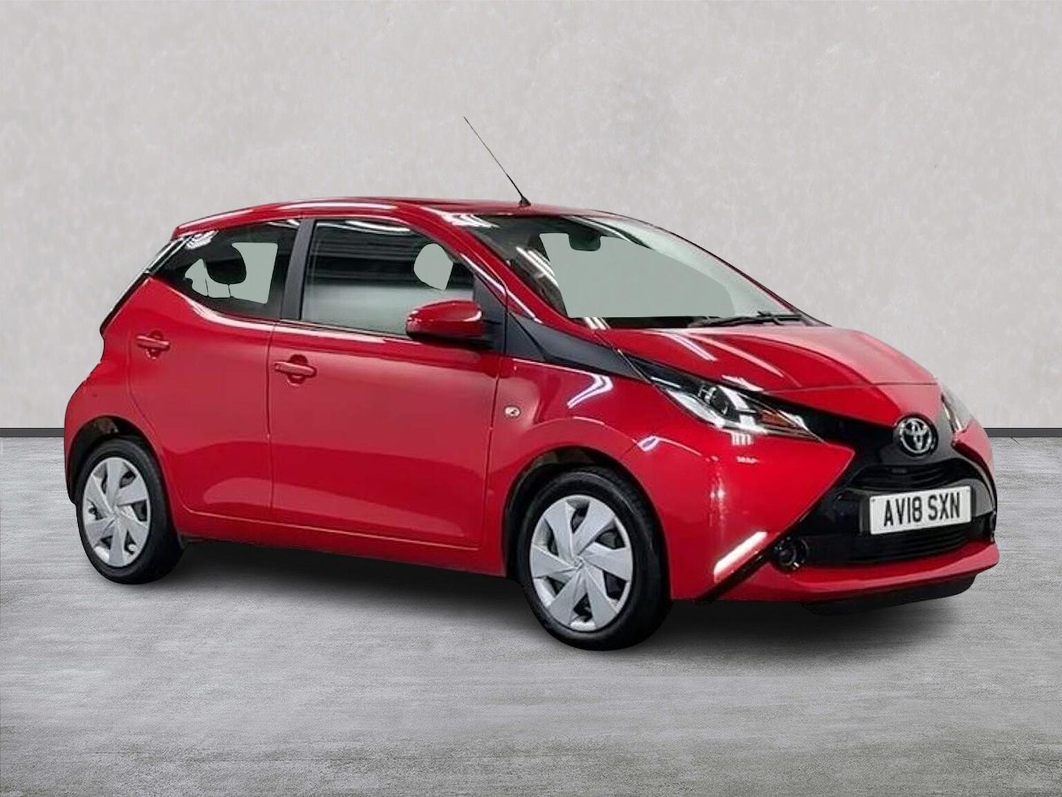 TOYOTA AYGO HATCHBACK 1.0 Vvt-I X-Play Hatchback 5Dr Petrol Manual Euro 6 (71 Ps)