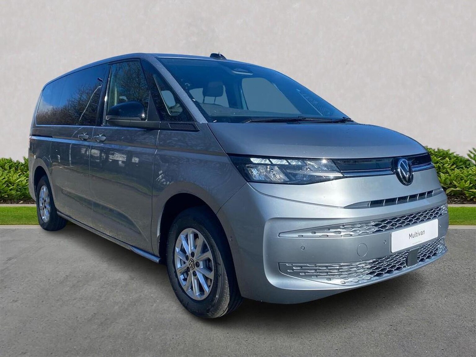 VOLKSWAGEN MULTIVAN DIESEL ESTATE 2.0 Tdi Style 5Dr Lwb Dsg
