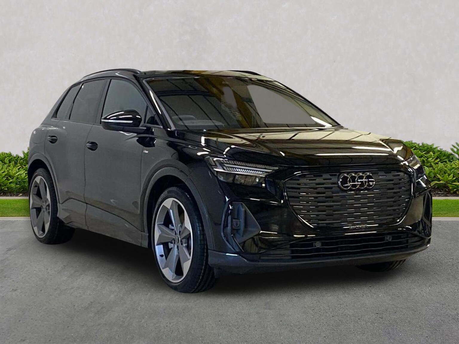 AUDI Q4 E-TRON ESTATE 210Kw 45 82Kwh Black Edition 5Dr Auto
